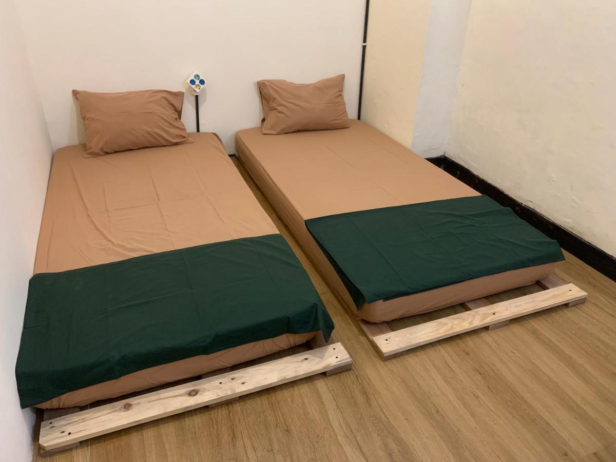 Hostel Good Feeling Banyuwangi  Zimmer foto