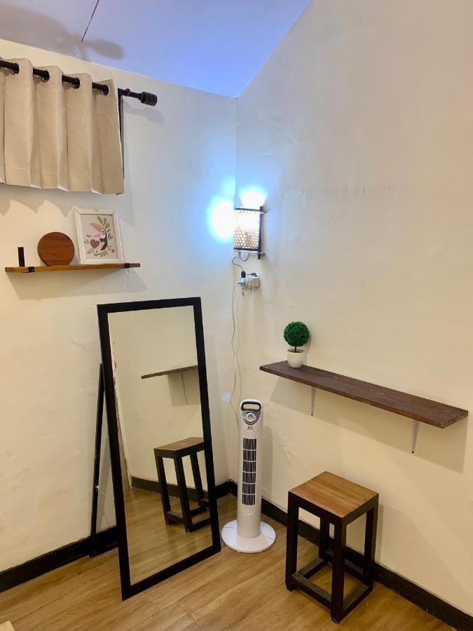 Hostel Good Feeling Banyuwangi  Zimmer foto